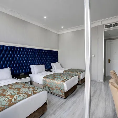 Monarch White 4* Istanbul