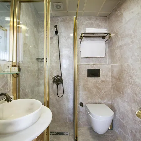 Hotel Monarch White Istanbul